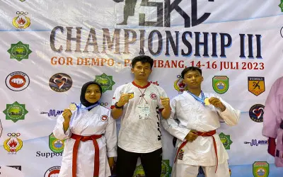 dua siswa smk yaditama sabet dua medali perak dan perunggu di olimpiade skc championship III di gor dempo palembang